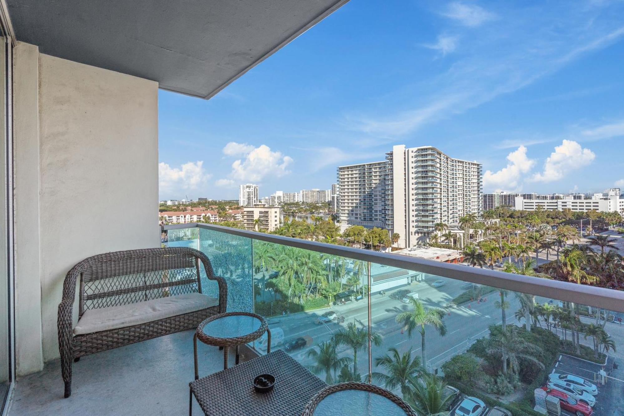 Great Apartment With Beach Access Hollywood Luaran gambar