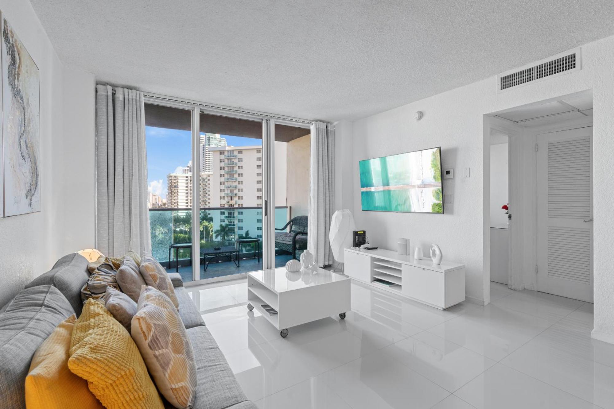 Great Apartment With Beach Access Hollywood Luaran gambar